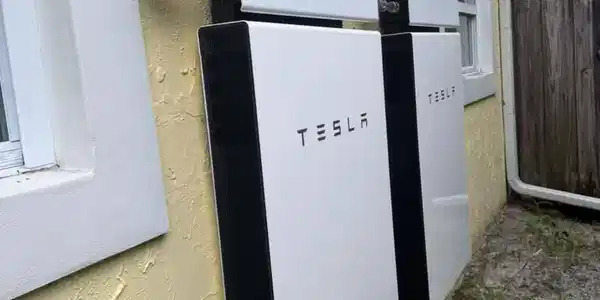 Image 4: Solar energy system with dual Tesla Powerwall batt