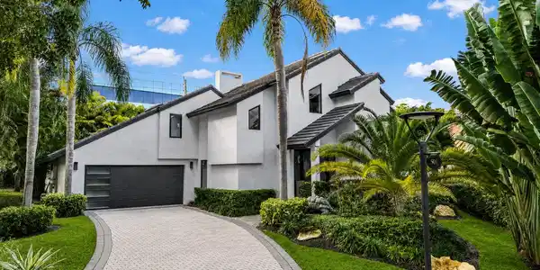501 Sandpiper Way