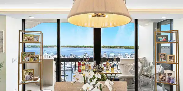 108 Lakeshore Drive