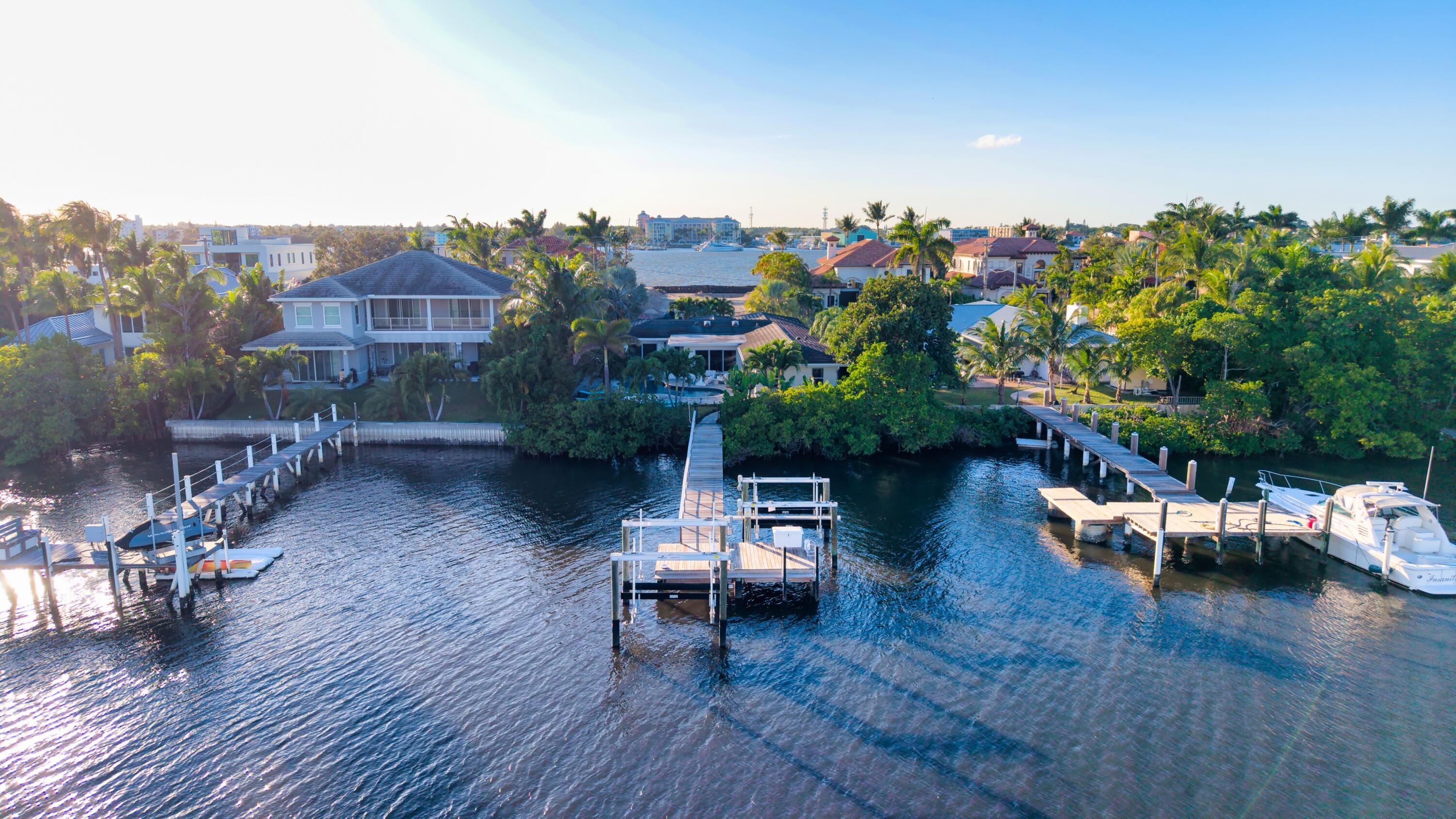 Image 1: mls_820 Atlantic Dr. North Aerial26