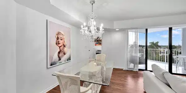 Image 3: dining area