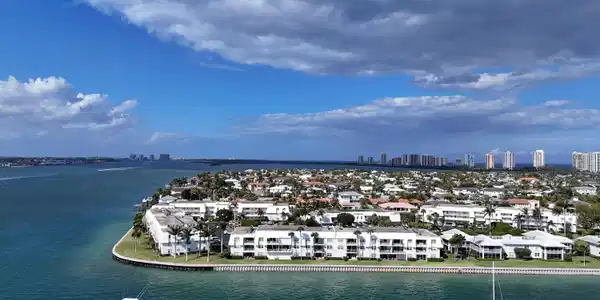 Image 3: View of Condos Surrounded by 3 Sides