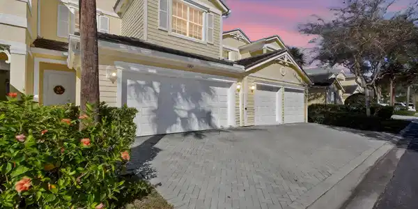 1805 Mariner Bay Boulevard