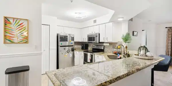 Image 2: 2-web-or-mls-Scotia Dr 304-012