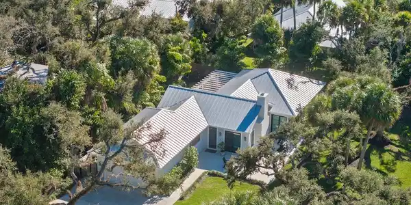 Image 2: DJI_20251231131717_0150_D
