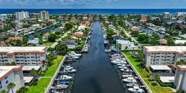 Image 2: Boaters paradise. Ocean Access no fixed bridges.