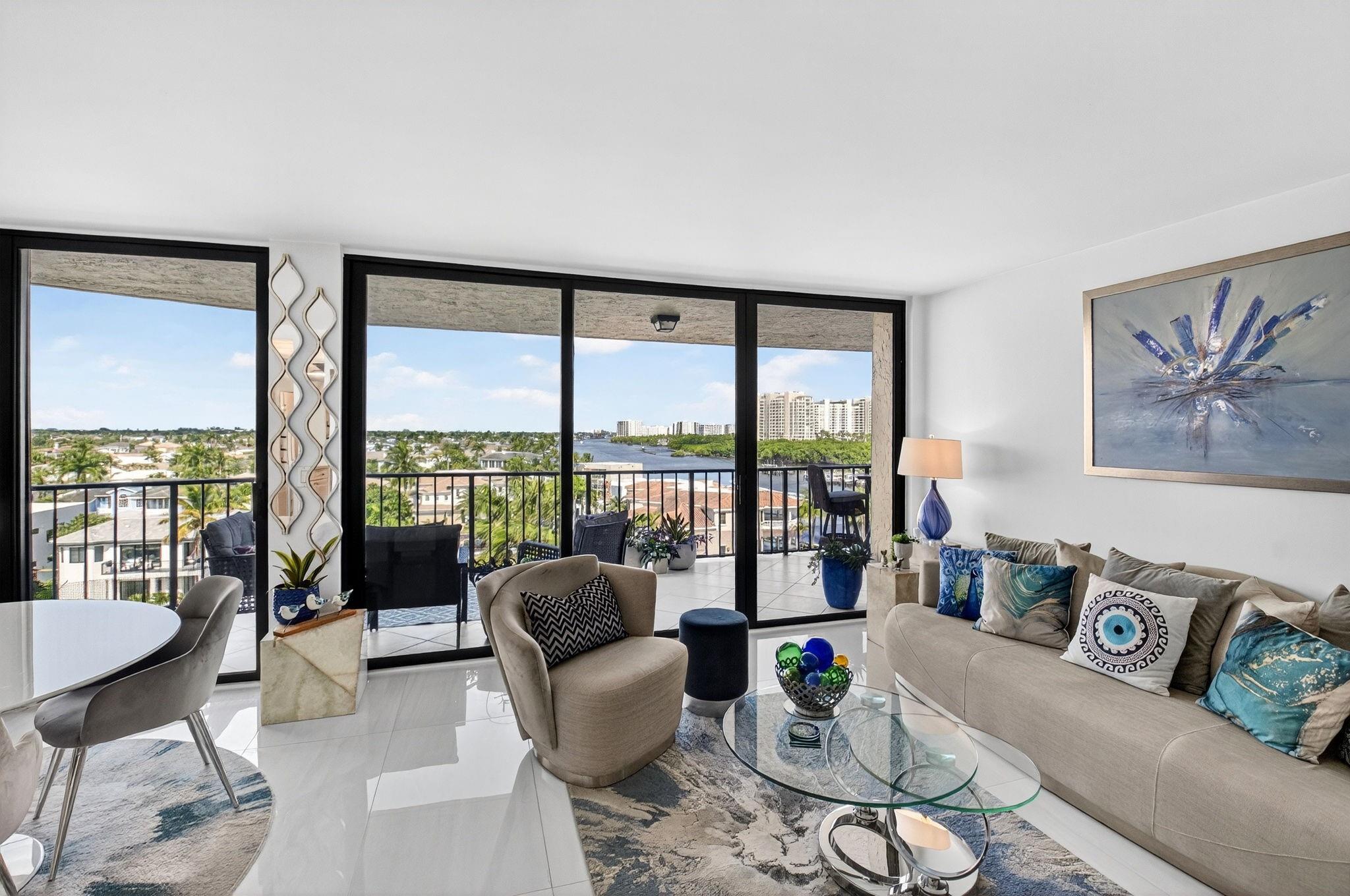 Image 4: Intracoastal View