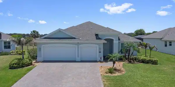 7203 33rd Square