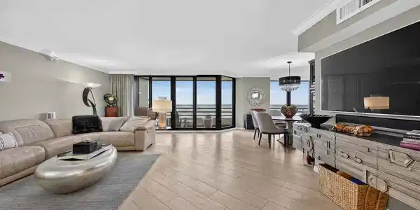 Image 2: Living Area