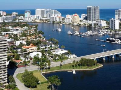 2500 E Las Olas Boulevard