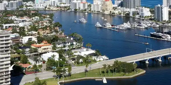2500 E Las Olas Boulevard