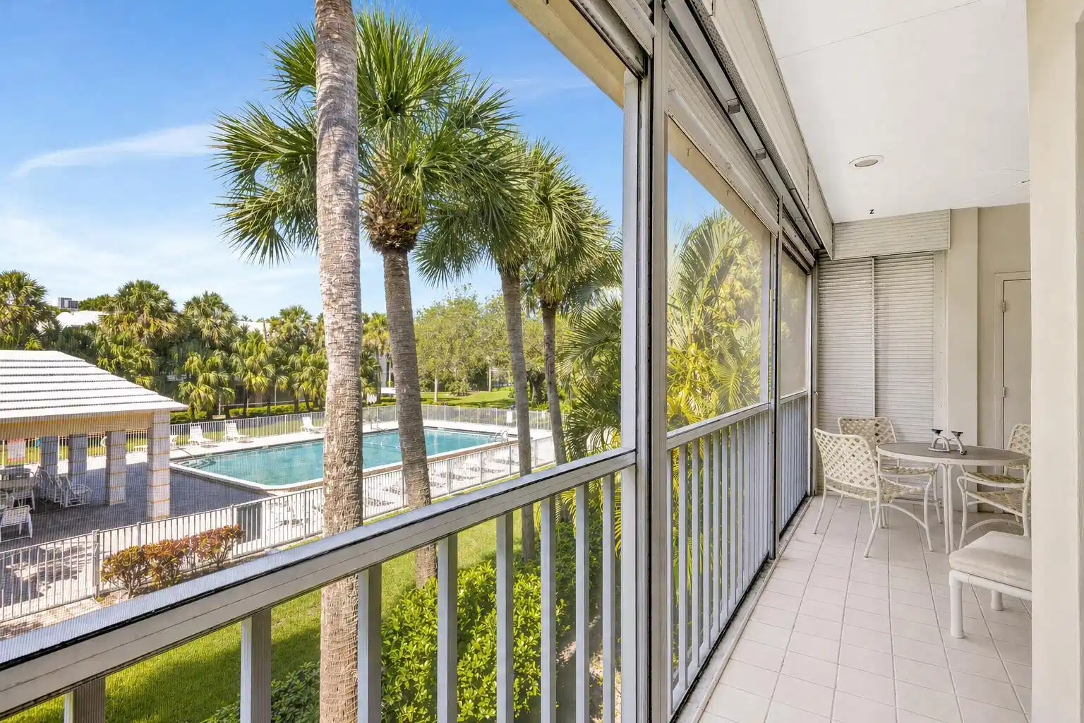 Image 1: Main Picture of Balcony Pool Area