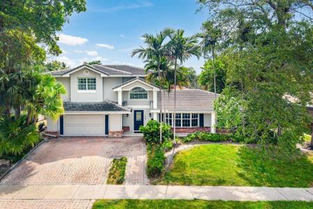 1940 Harbourview Drive