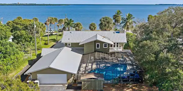 Image 3: 028-2315SIndianRiverDr-FortPierce-SMALL