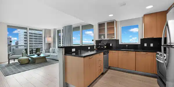 Image 2: Kitchen Area open floor plan