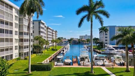 1 Harbourside Drive