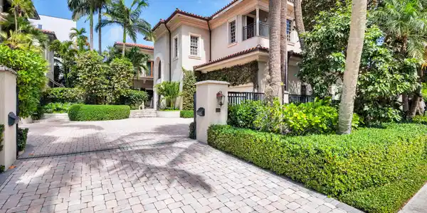 349 Chilean Avenue