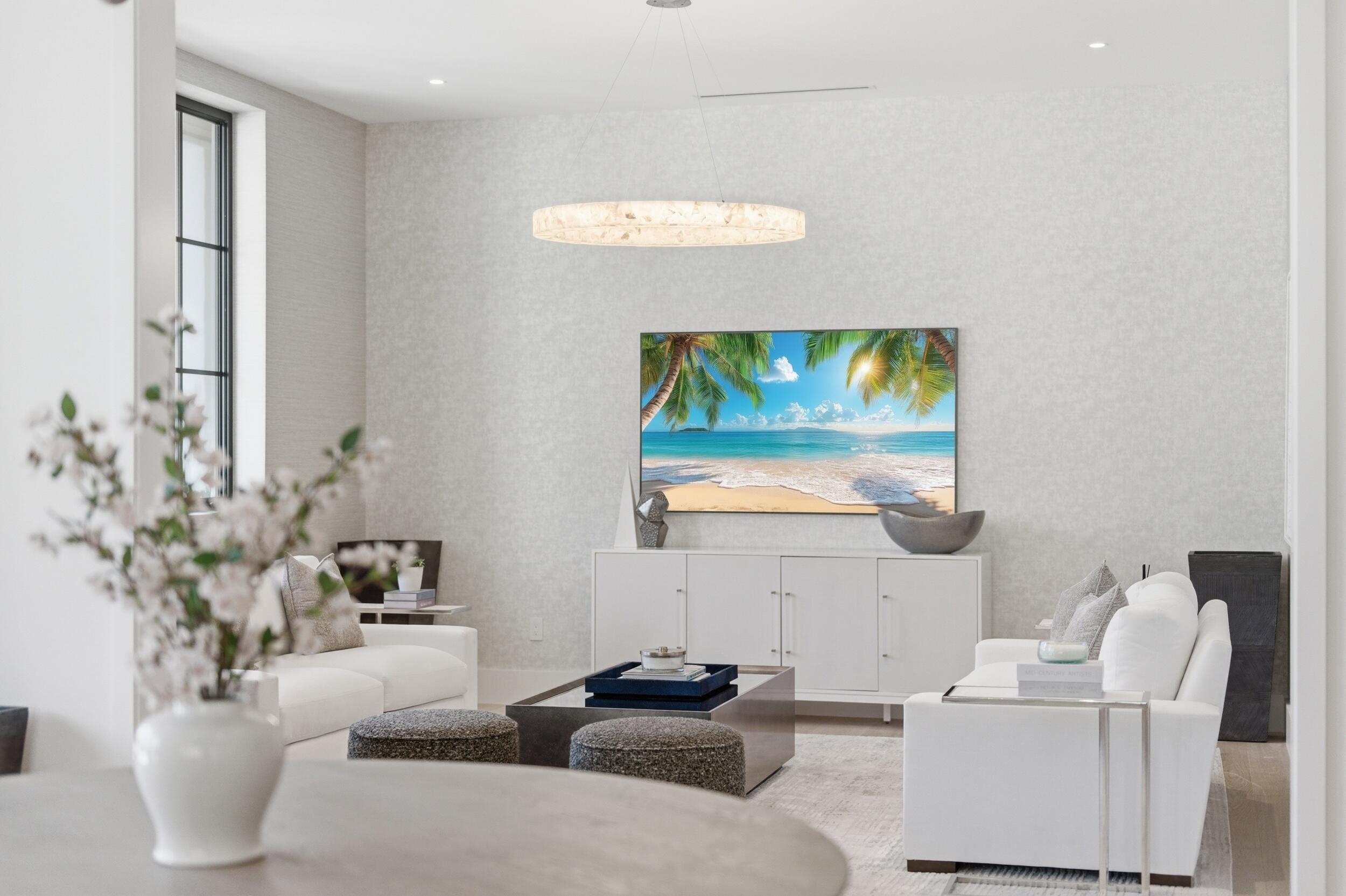 Image 4: LIVING ROOM