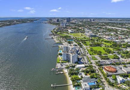 2814 N Flagler Drive