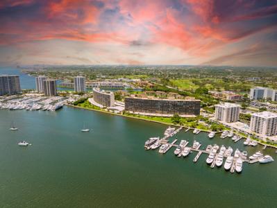 1208 Marine Way