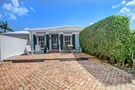 125 Macfarlane Drive