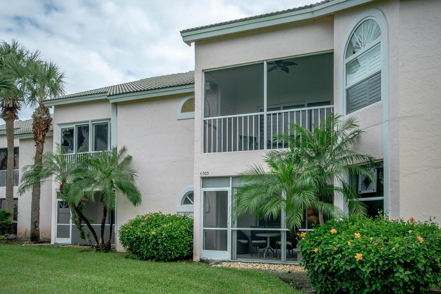 Image 3: 4205 Fairway Dr N Jupiter FL-large-032-0