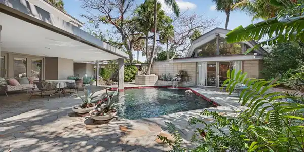 2040 Coral Reef Drive