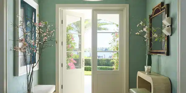 Image 3: foyer