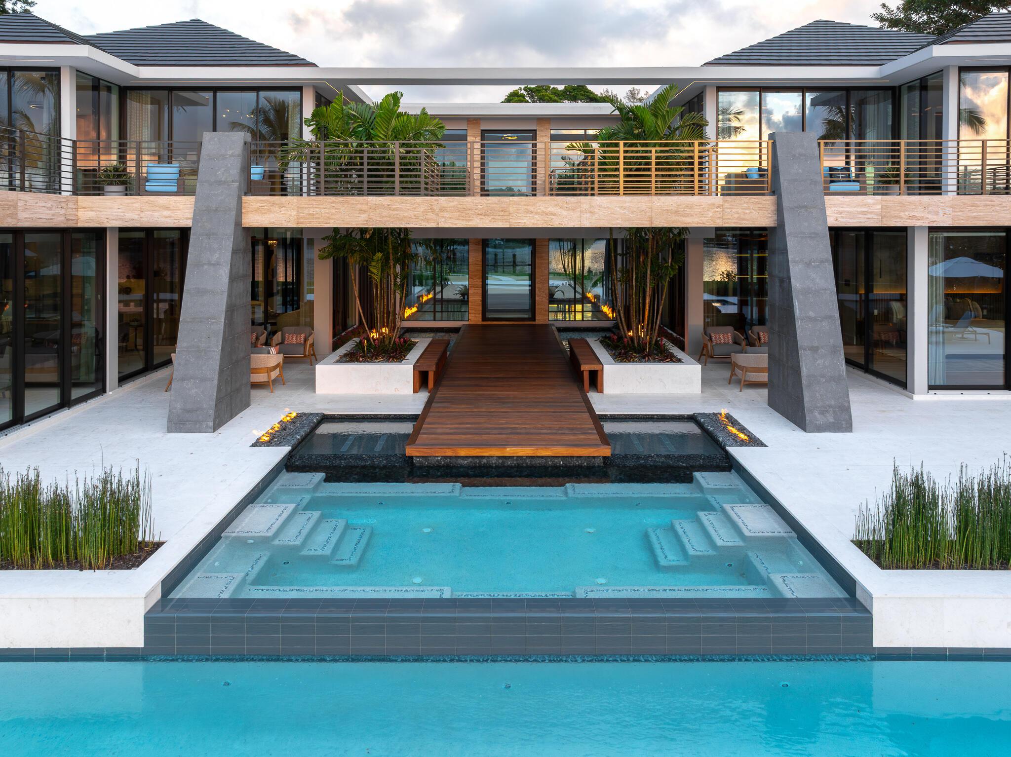 Image 3: 488 S Beach Rd, Jupiter Island, 33455-26