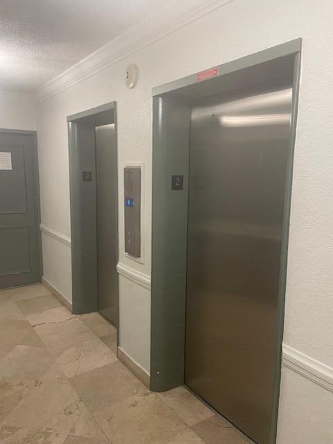 Image 3: Elevator