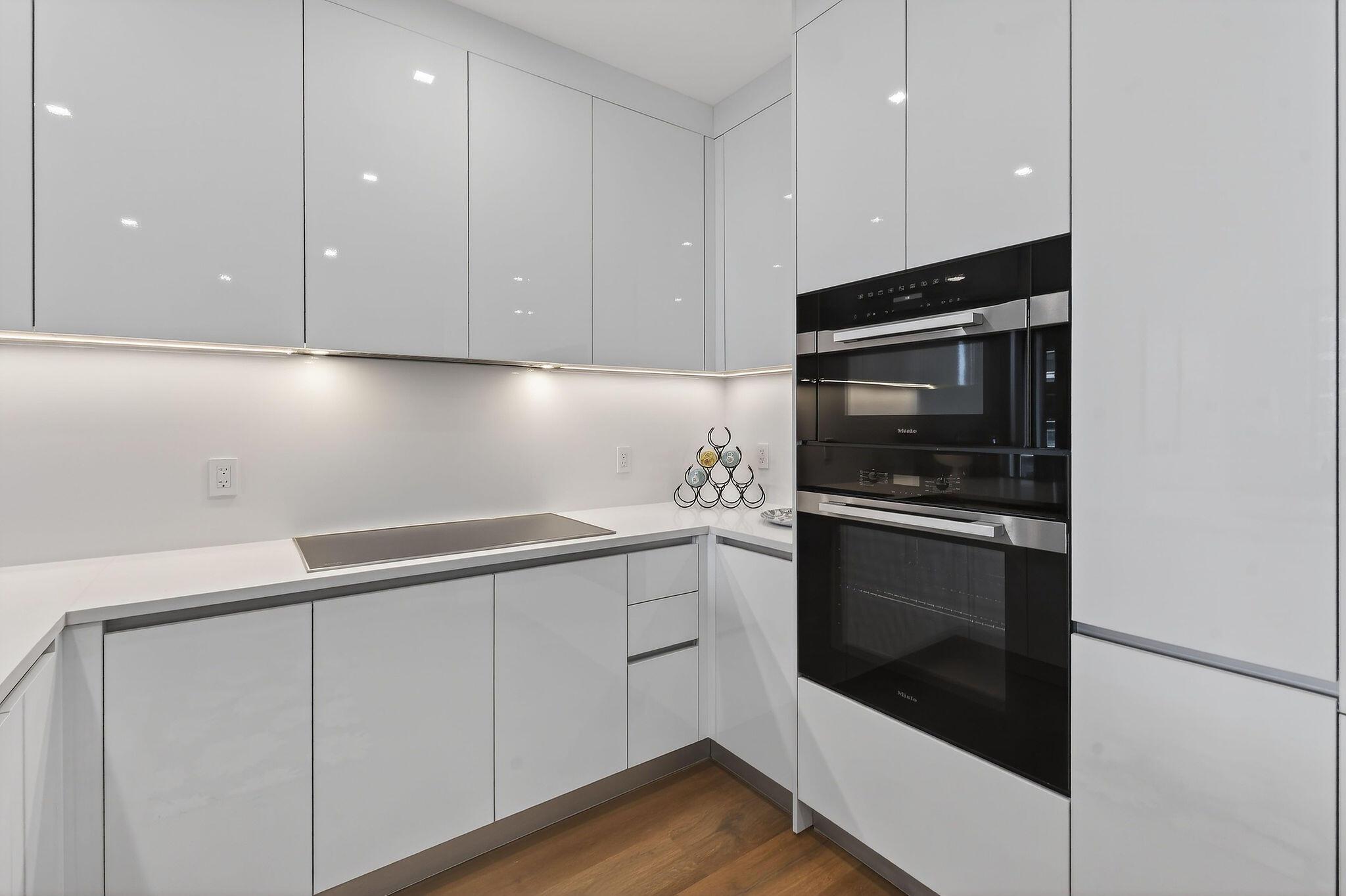 Image 3: Miele Appliance Package