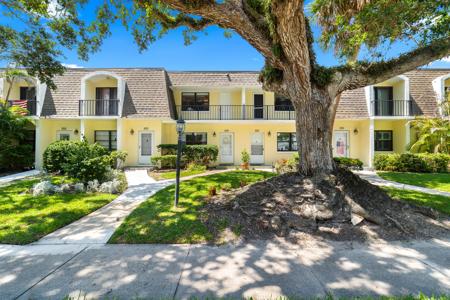 839 Camelia Lane