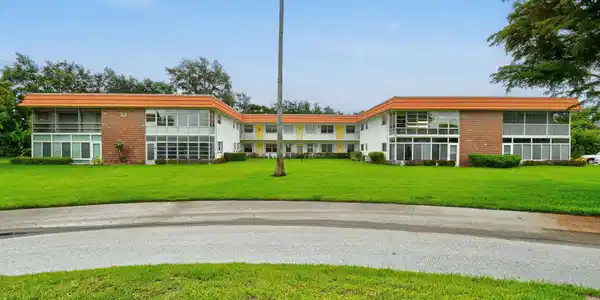 Image 2: 1225NW21stSt#3314(2)