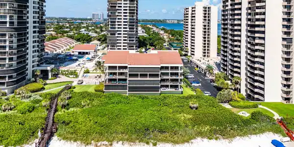 Image 2: The Ocean House sits directly along the dune line