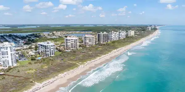2801 N Hwy A1a