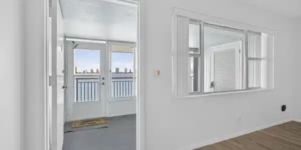 Image 3: entrance