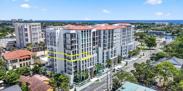 475 E Royal Palm Road
