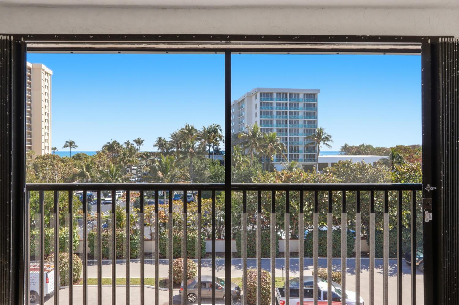 Image 4: Ocean View