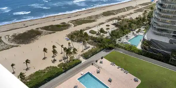 750 N Ocean Boulevard