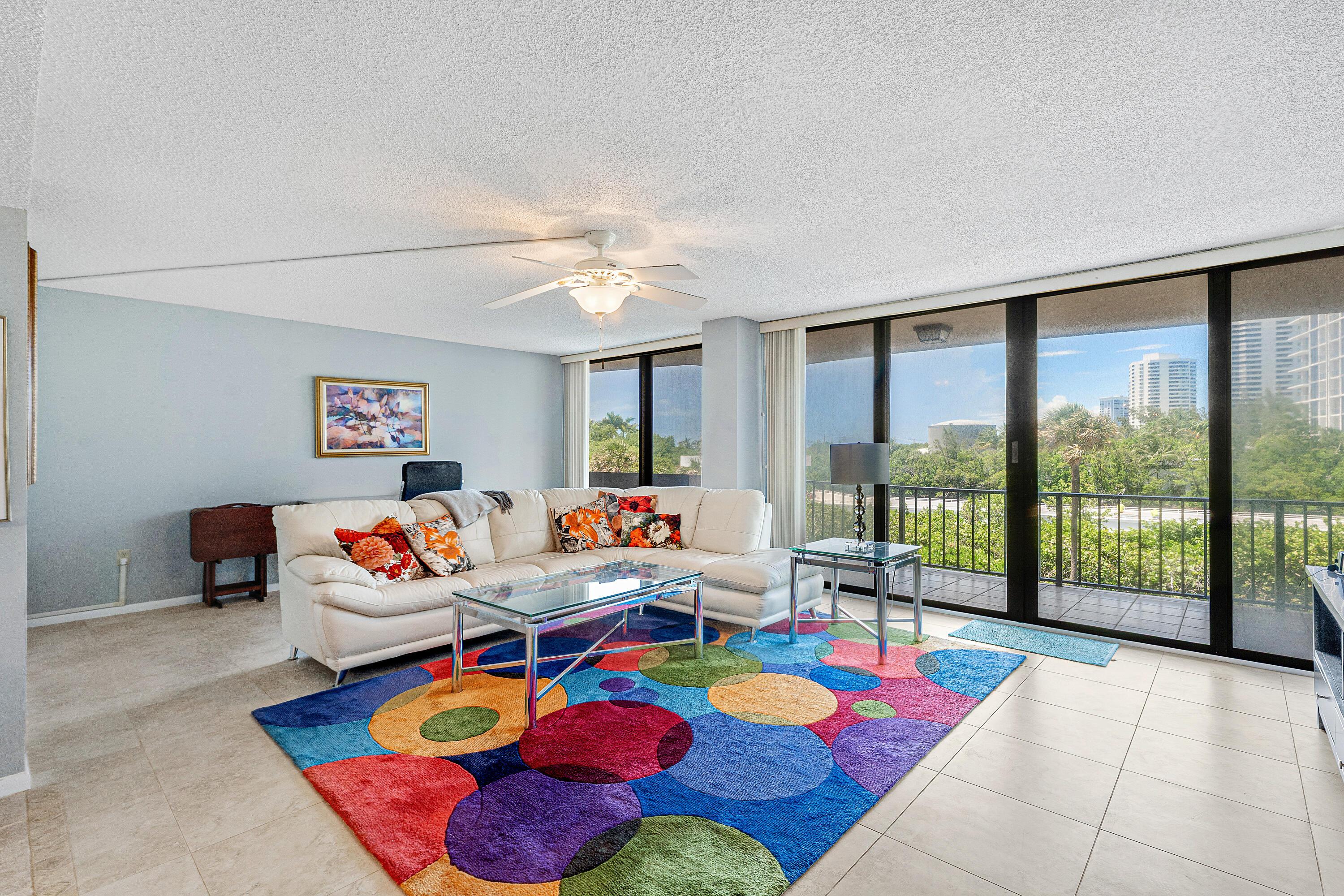 Image 3: LIving Room