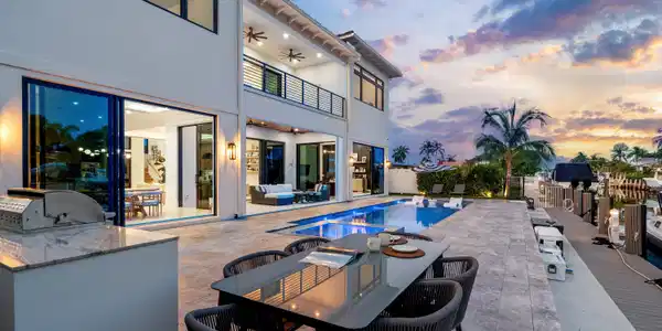 2420 NE 48th Street