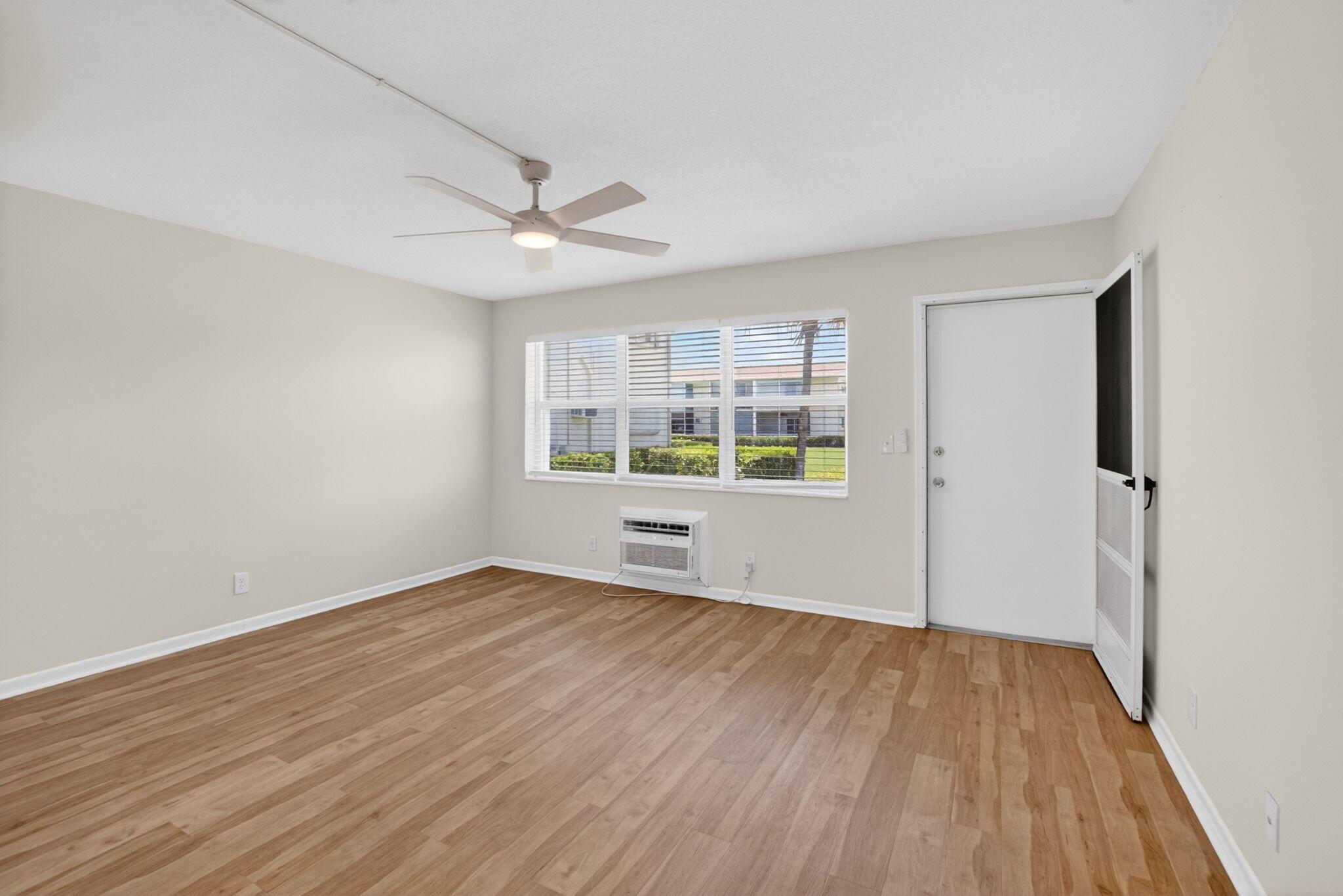 Image 4: 6-web-or-mls-DSC_6780
