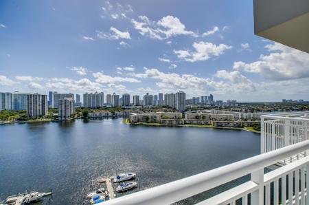 18041 Biscayne Boulevard