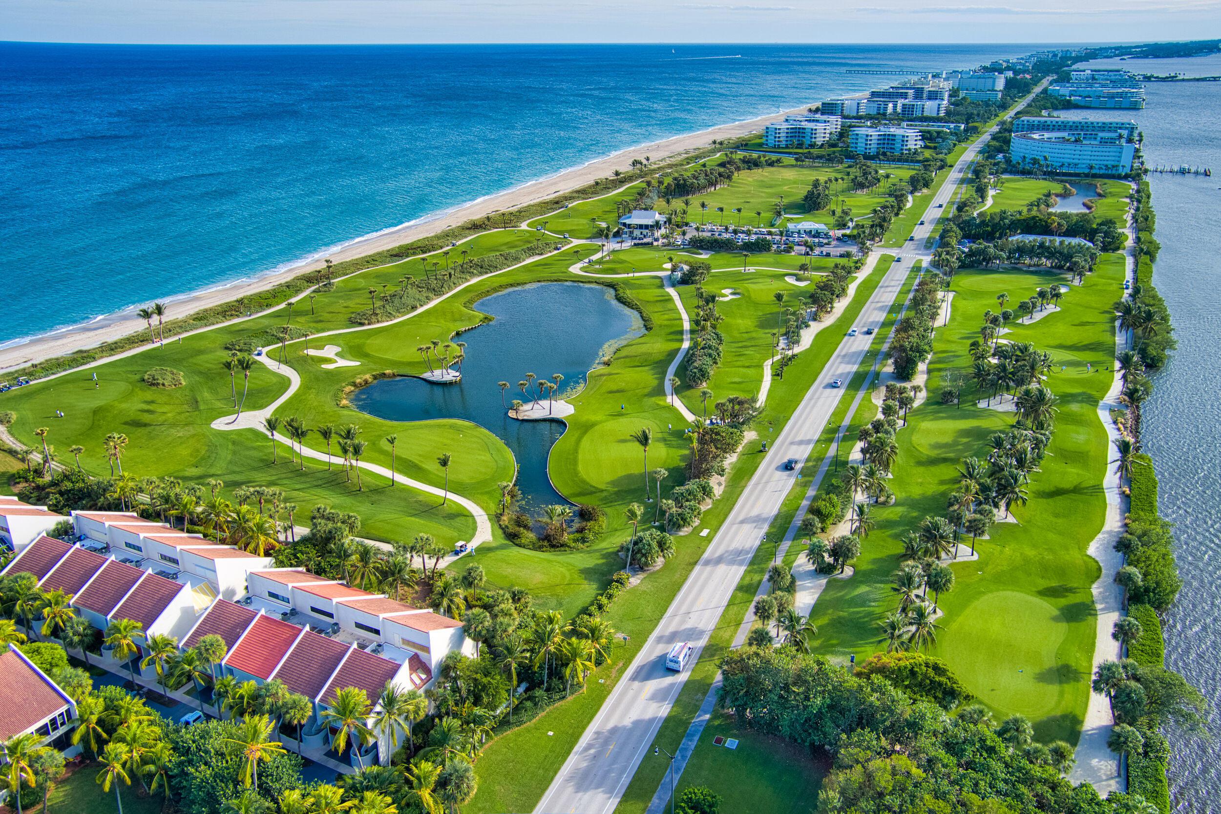 Image 4: Walk to the fabulous Palm Beach Par 3 Oceanfront G
