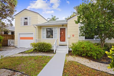 618 N Ocean Breeze