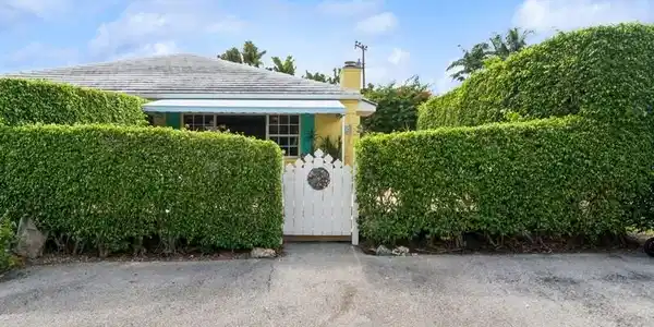 127 Macfarlane Drive