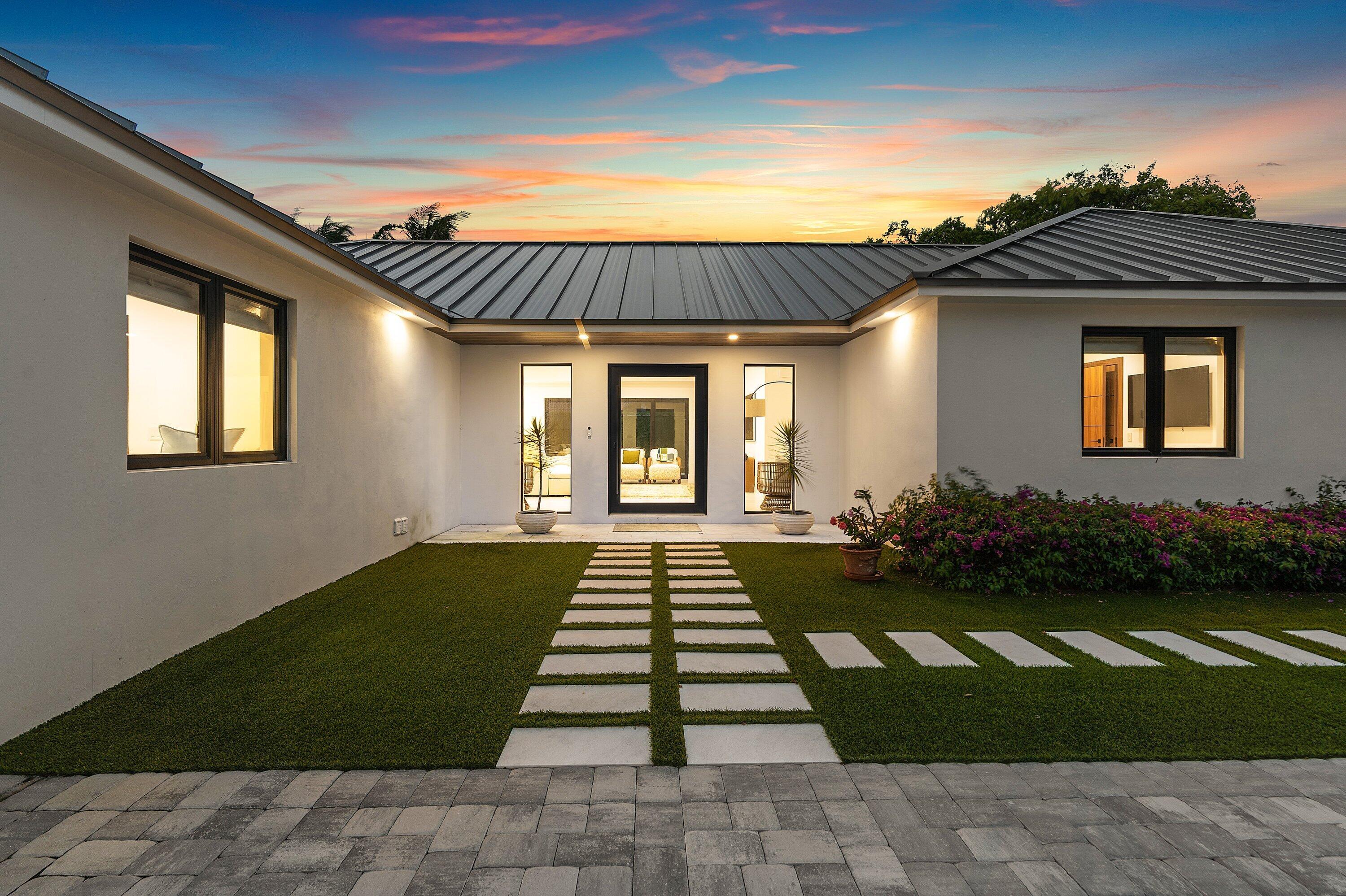 Image 3: 034-1099SouthAtlanticDrive-HypoluxoIslan