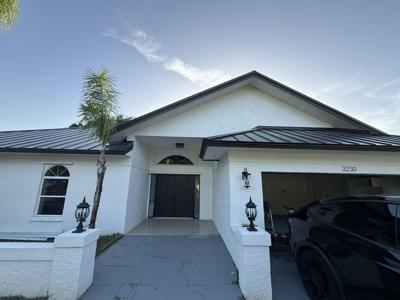 3230 SW Alexander Court