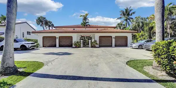 4316 S Ocean Boulevard