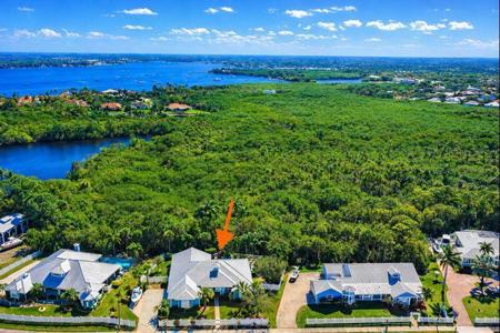 1610 SW Dyer Point Road